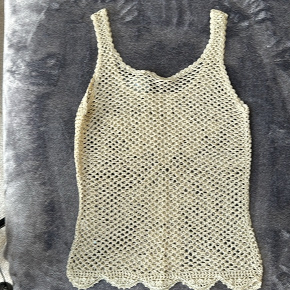 NWT Light Beige Crochet Top - Picture 5 of 5